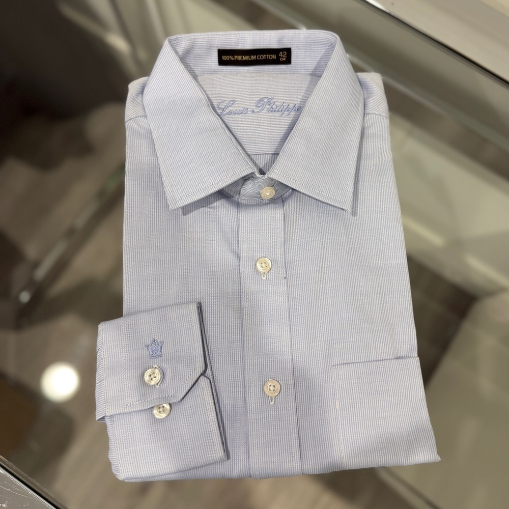 Louis Philippe 100% Premium Cotton Men's Blue Button Up Shirt (42)